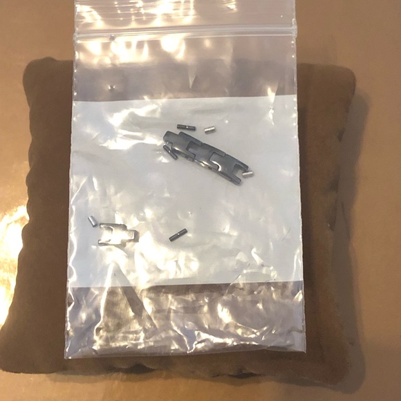 Authentic Gucci Black Signoria Women Watch - Picture 7 of 8